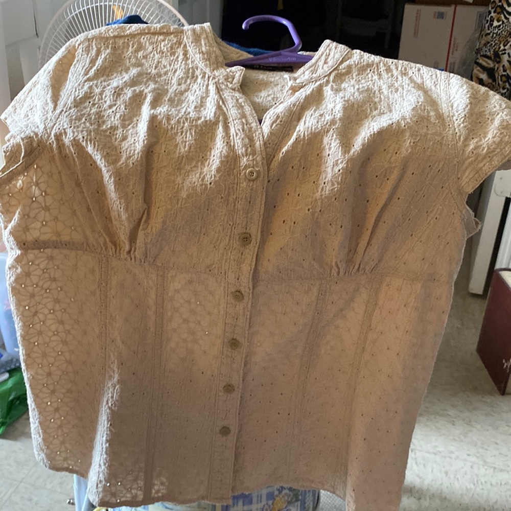 EUC ANA Medium top